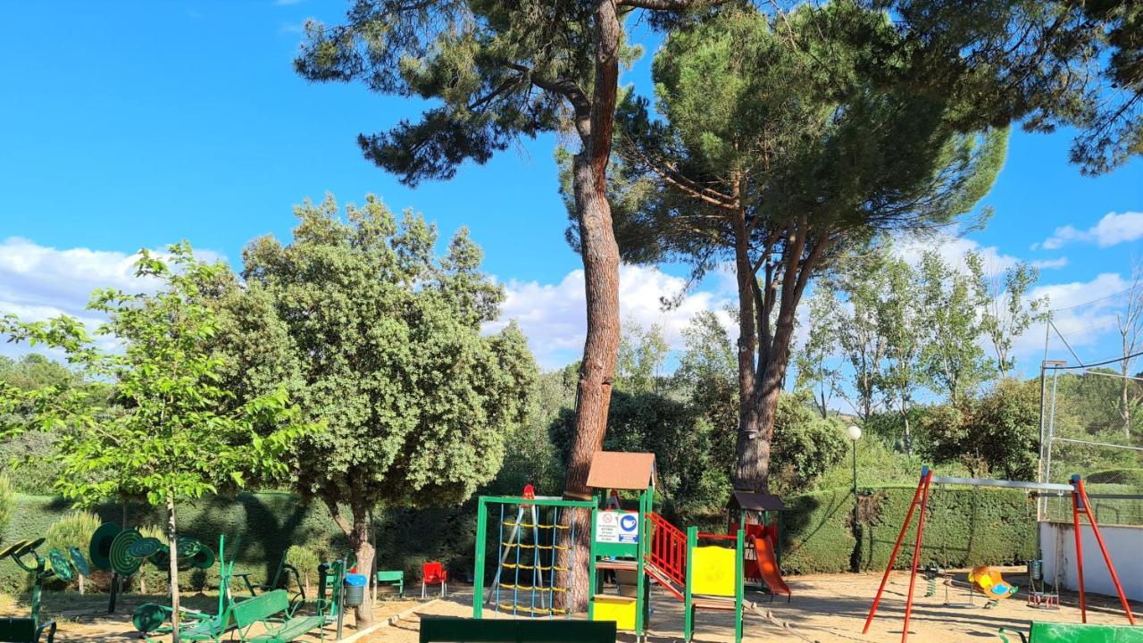 Apartamento Mirador Valdeiglesias Pelayos de la Presa Exteriör bild